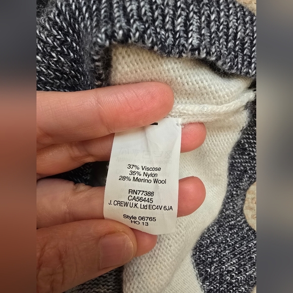 J.Crew Ombre Striped 3/4 Sleeve Sweater Medium - Picture 2 of 9